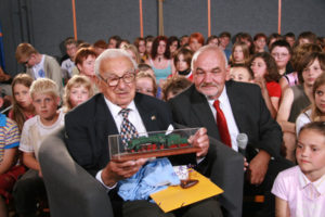 Nicholas Winton v Kunštátu, zdroj: www.wintontrain.eu