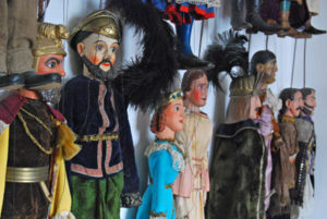 Loutky ze sbírky Jiřího Vorla, zdroj: www.muzeum-roztoky.cz