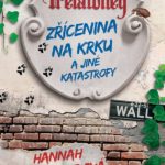 Zřícenina starého hradu, komplikované rodinné vztahy a jiné problémy aristokratického života
