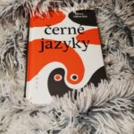 Recenze knihy Černé jazyky