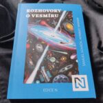 „Vaše školní vědomosti o vesmíru jsou zastaralé, ať jste do školy chodili kdykoli.“