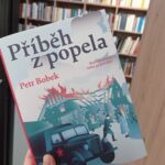 Příběh z popela: knihovníkova cesta za pravdou